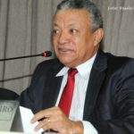 Josué Pinheiro se congratula com jornal O Estado do Maranhão.