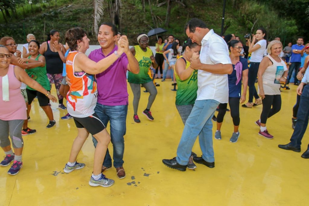 Vereador recebeu o carinho dos moradores do bairro Bequimão.