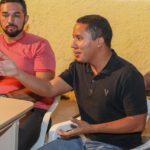 Vereador Raimundo Penha dialoga com moradores da Madre Deus
