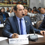 Estevão Aragão vota pelo impeachment do prefeito Edivaldo Holanda Jr