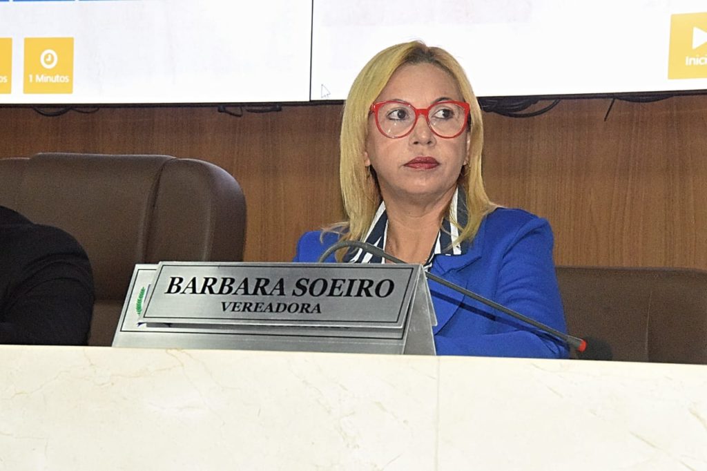 A vereadora Bárbara Soeiro