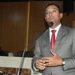 Ricardo Diniz comemora sanção da Lei que beneficia portadores de Fibromialgia