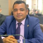Vereador Edson Gaguinho solicita recuperação asfáltica para o Residencial Alexandra Tavares e Vila Magril