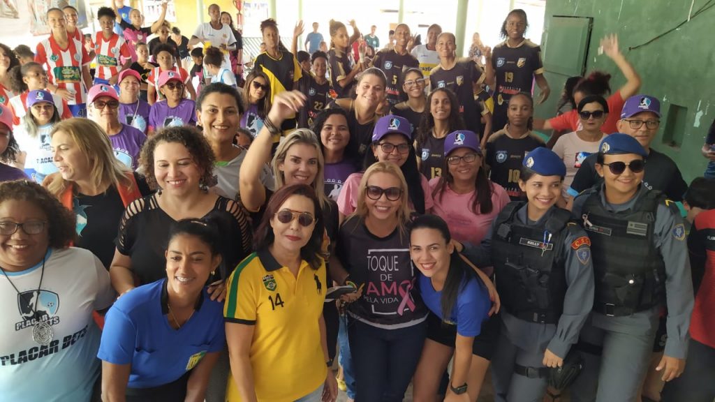 Procuradoria da Mulher movimenta Itaqui-Bacanga com torneio de futebol feminino