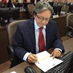 Vereador Dr. Gutemberg Araújo cria Lei para a proteção da pessoa com Transtorno do Espectro Autista