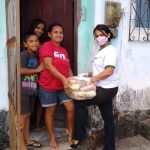 Emenda da vereadora Fátima Araújo, viabiliza entrega de cestas básicas a famílias carentes pela Semcas