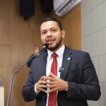 Octávio Soeiro anuncia parceria para atendimento de servidores da Câmara na área de Saúde Mental