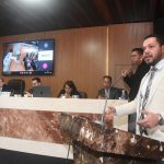 Câmara aprova dois projetos de lei de iniciativa de Octávio Soeiro