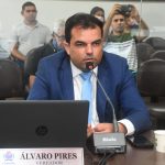 Álvaro Pires protocola pedido de audiência pública para debater situação do ferryboat em São Luís