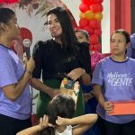 Osmar Filho entrega kits de enxoval para gestantes de São Luís