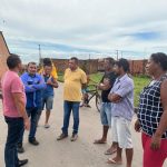 Edson Gaguinho vistoria obras de abastecimento de água na Vila Janaína