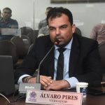 Álvaro Pires sugere revisão da lei sobre polos geradores de tráfego