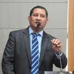 Marquinhos critica a falta de diálogo do poder executivo municipal com a Câmara