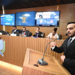 Aldir Júnior cita retorno de Pavão Filho e elogia gestão de Paulo Victor em sessão na Câmara