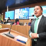 Raimundo Penha diz que MP dialoga com a Câmara para resolver problema da educação de São Luís
